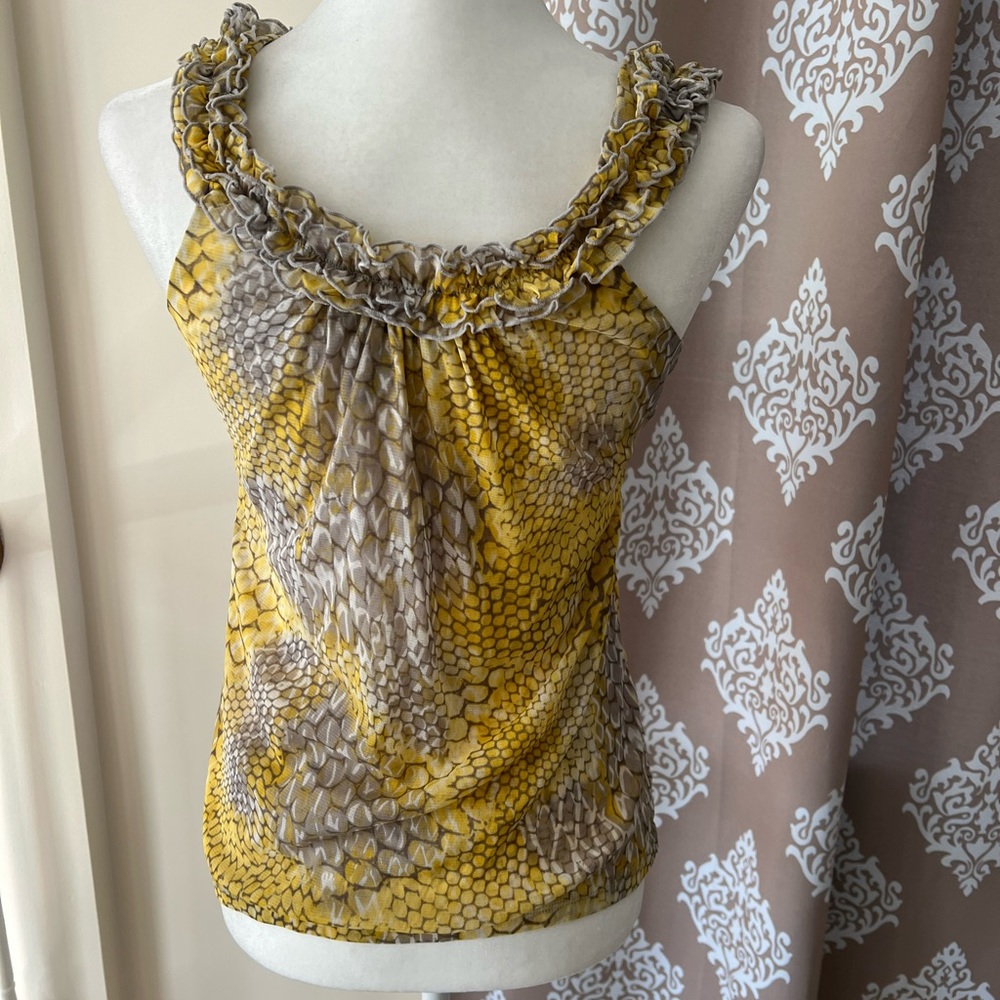 Sleeveless top